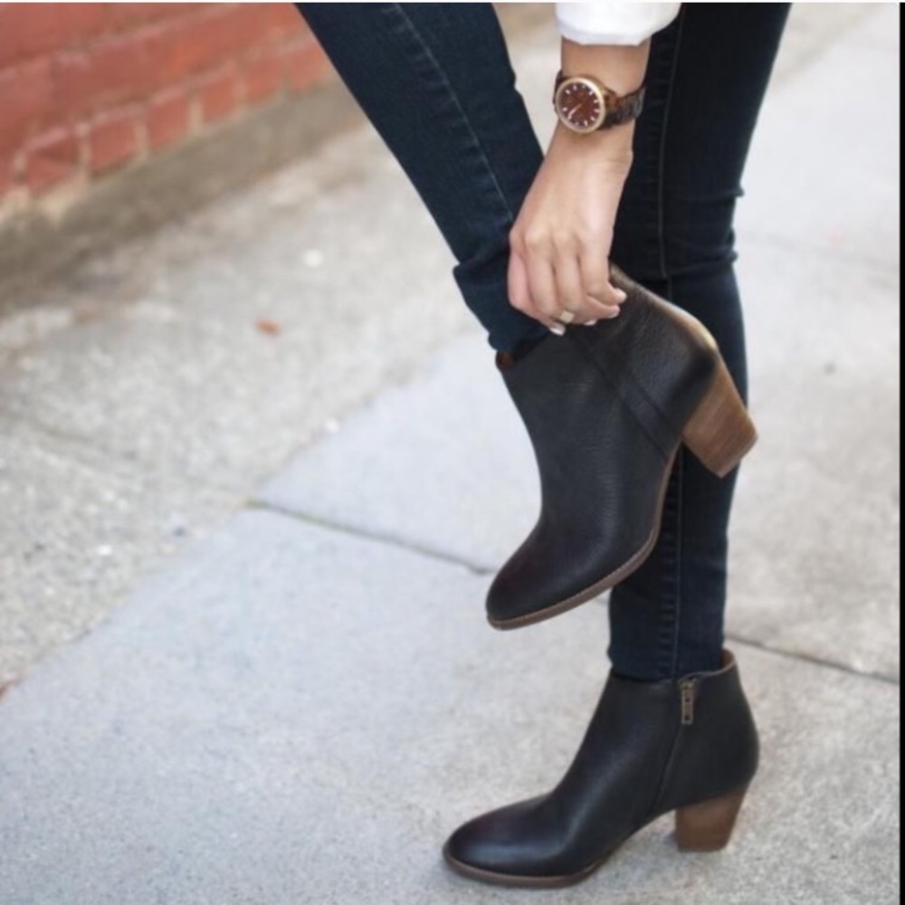 Madewell Billie Black Leather Stacked Ankle Boots